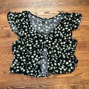 Wild Fable, Black with white flowers.